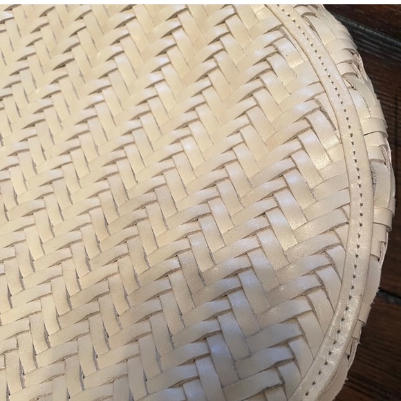 Bembien Emilia round tote - Picture 4 of 16